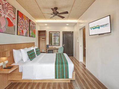 Tahanan - King Size Bed (1)